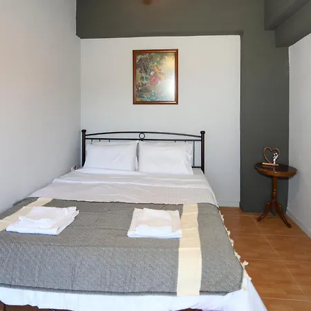 Villa Pnoi Maroulas